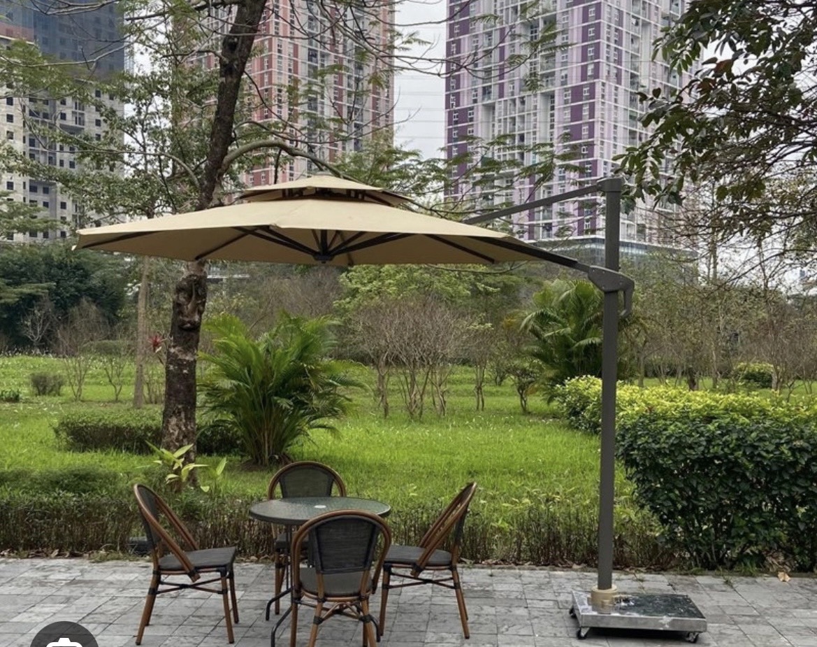 Hình ảnh Dù hòa phát lệch tâm tròn 3m xoay 360 hợp kim nhôm màu be (nâu cafe)