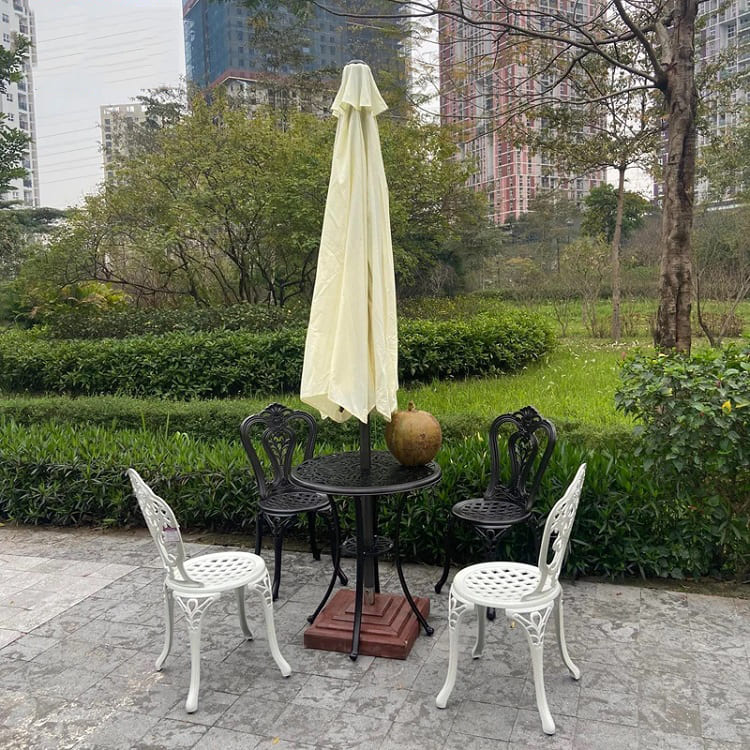 Hình ảnh Ô dù hòa phát chính tâm sắt 3m màu trắng