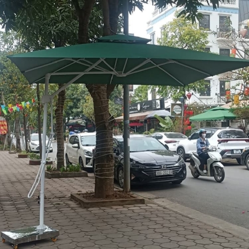 Hình ảnh Ô dù hòa phát lệch tâm vuông 3m màu đỏ